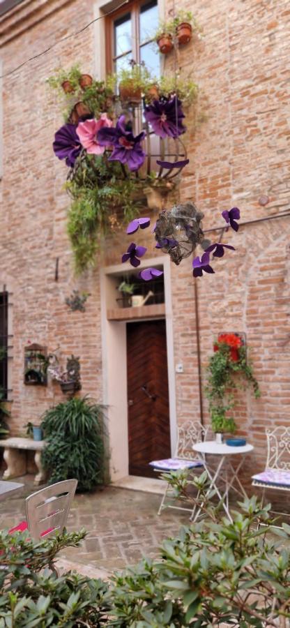 Il Giardino Segreto Apartment Ferrara Luaran gambar
